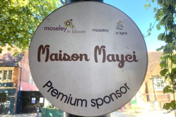 Maison Mayci - sponsor plaque